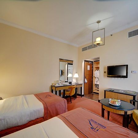 Rayan Hotel Corniche 샤르자 외부 사진