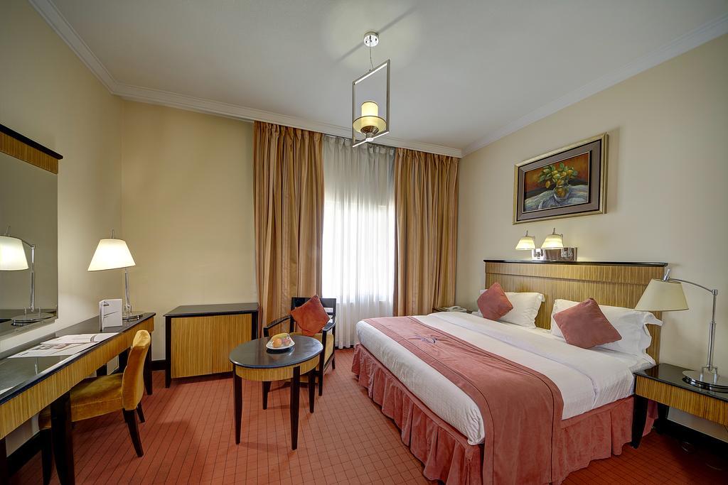 Rayan Hotel Corniche 샤르자 외부 사진
