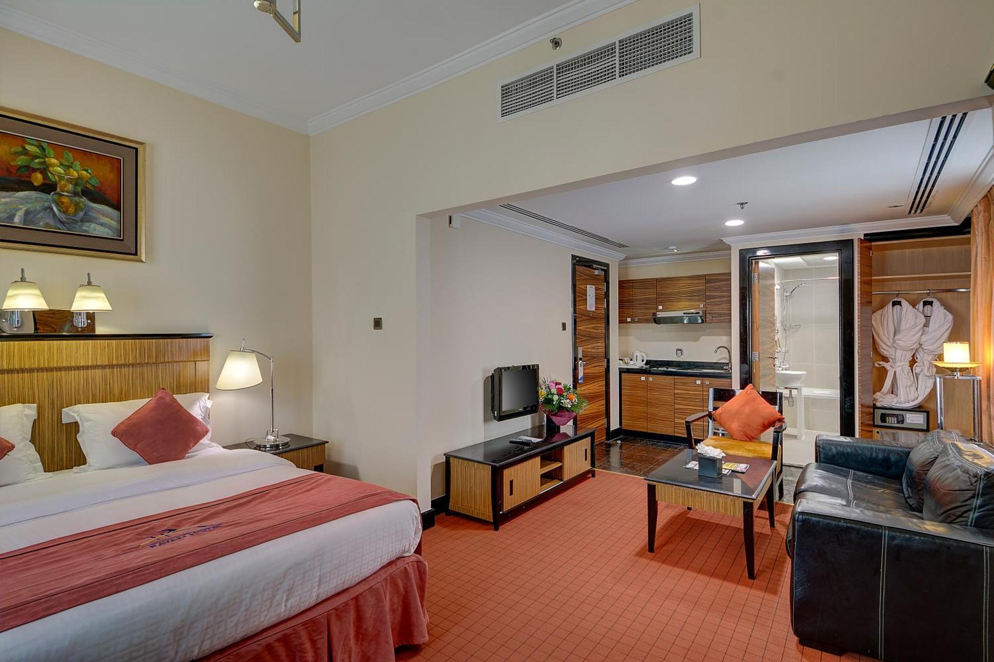 Rayan Hotel Corniche 샤르자 외부 사진