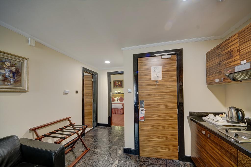 Rayan Hotel Corniche 샤르자 외부 사진