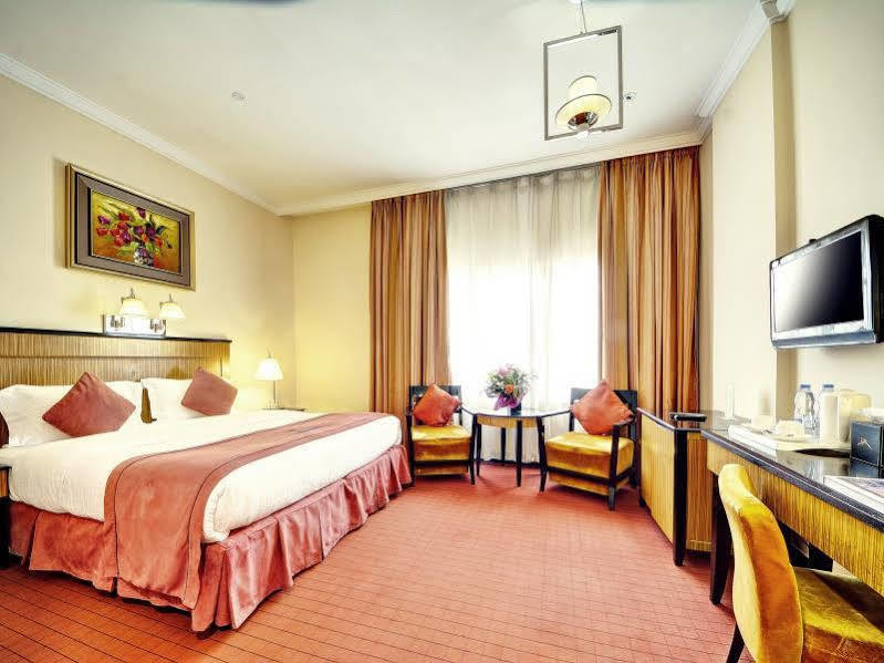 Rayan Hotel Corniche 샤르자 외부 사진