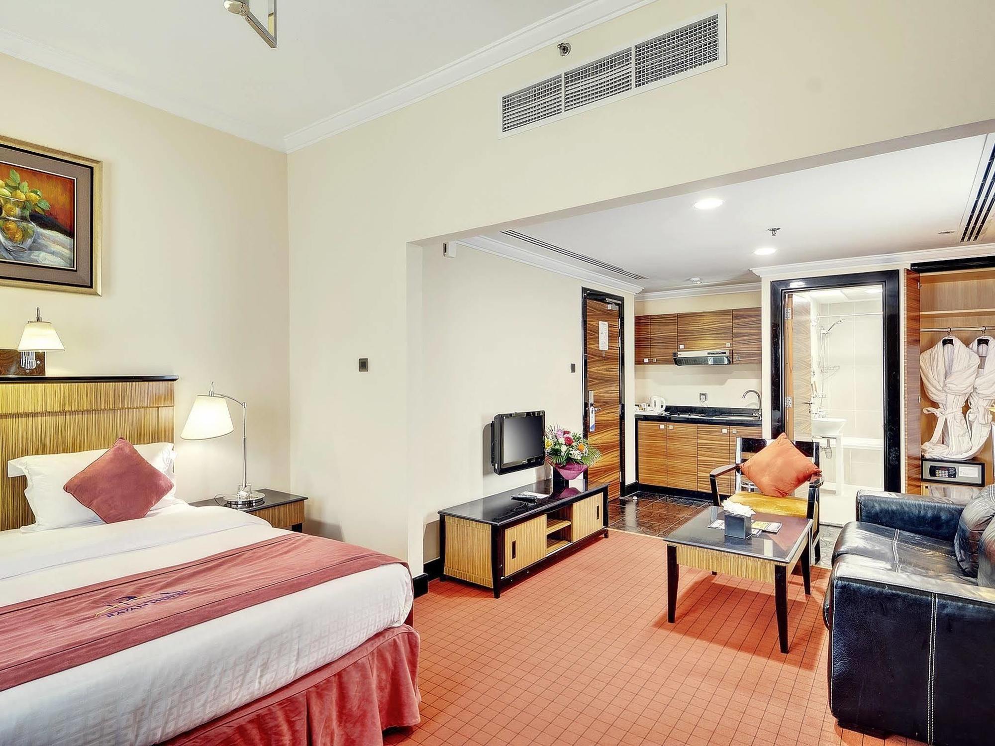 Rayan Hotel Corniche 샤르자 외부 사진